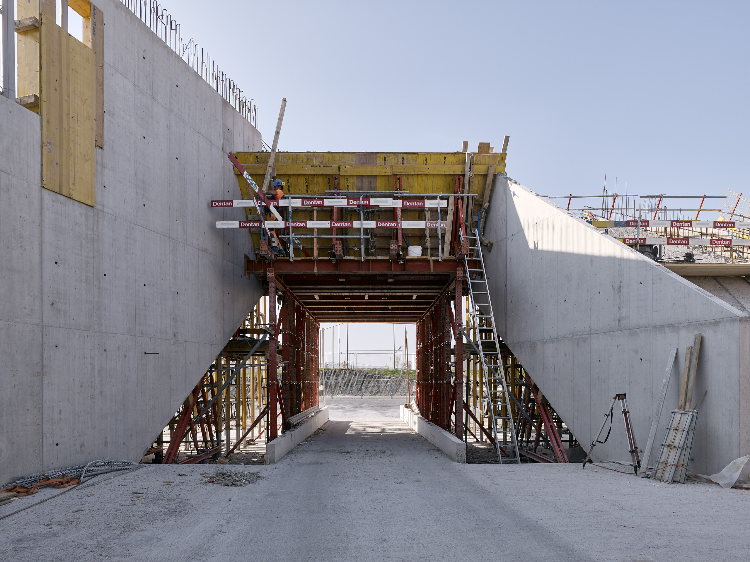 Stade de la Tuilière, Lausanne